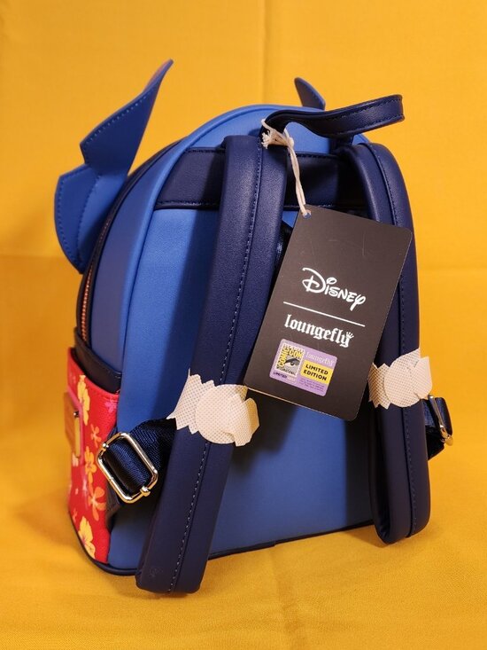 Loungefly Disney Lilo and Stitch Vacation SDCC Limited Edition Mini Backpack NEW main image 6